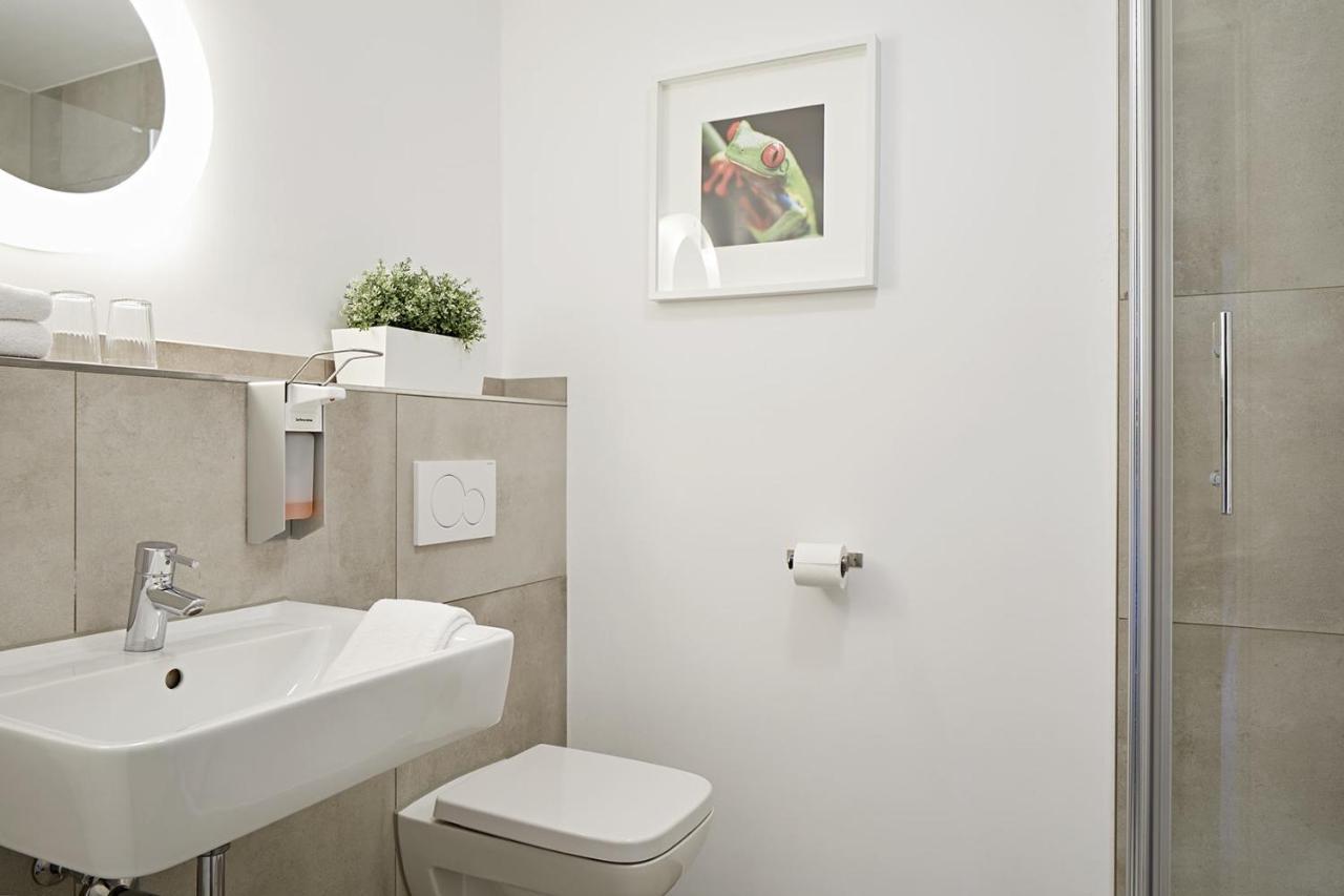 Nonstop Hotel Augsburg - Ubernacht - Hostelhotelhome Kültér fotó