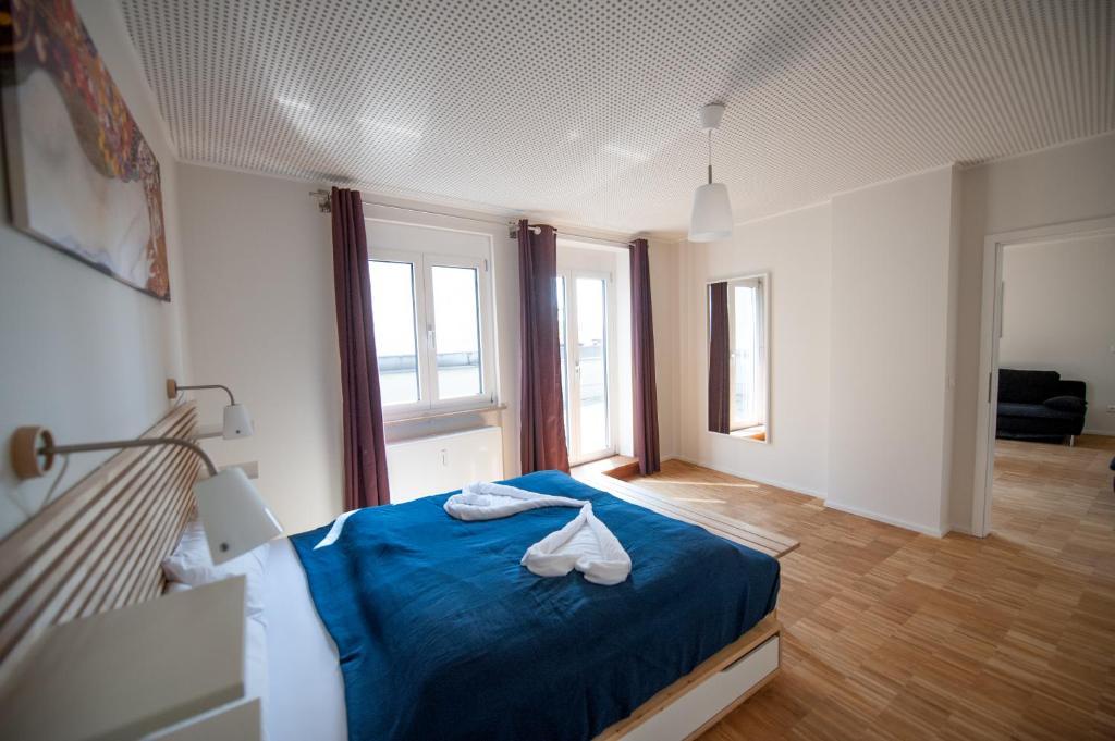 Nonstop Hotel Augsburg - Ubernacht - Hostelhotelhome Szoba fotó