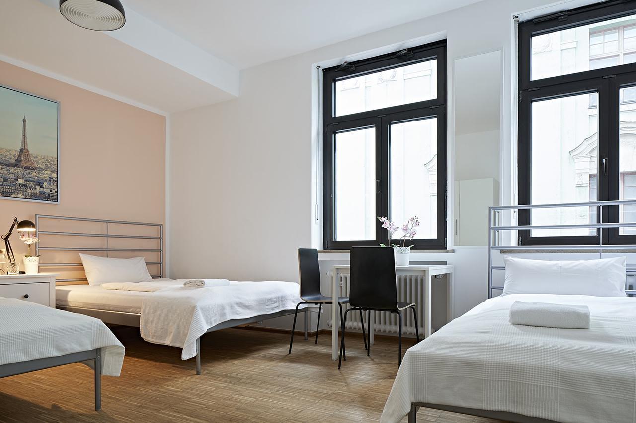 Nonstop Hotel Augsburg - Ubernacht - Hostelhotelhome Kültér fotó
