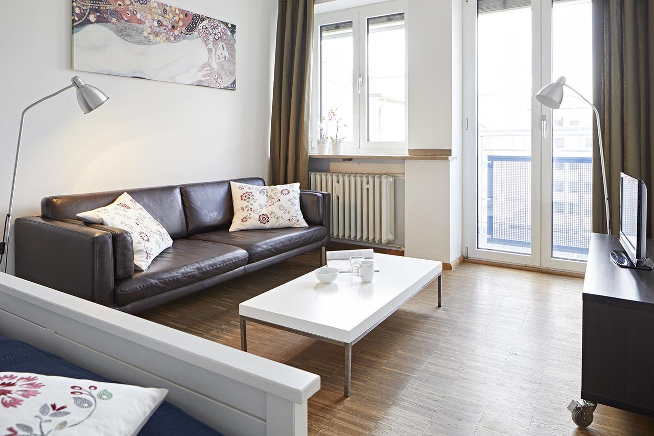 Nonstop Hotel Augsburg - Ubernacht - Hostelhotelhome Kültér fotó