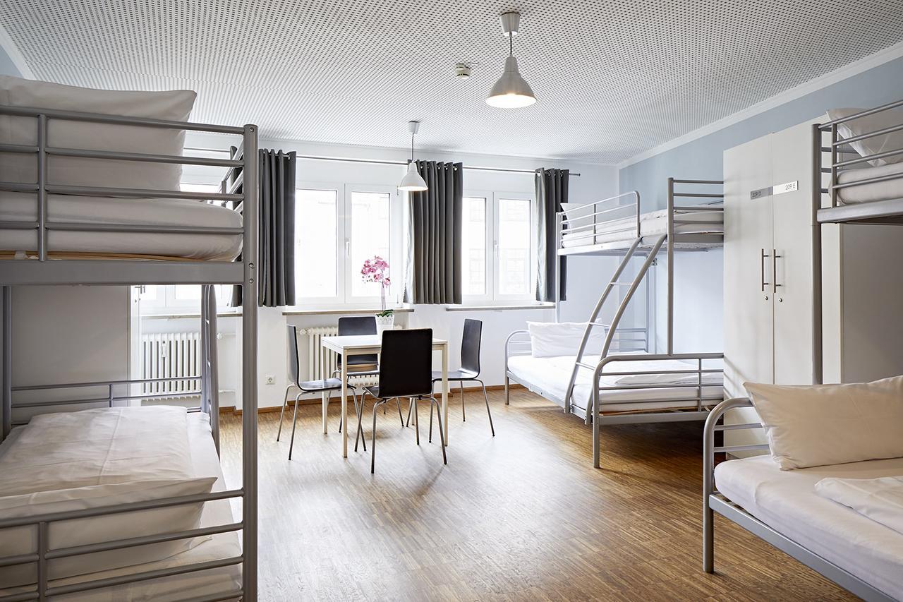 Nonstop Hotel Augsburg - Ubernacht - Hostelhotelhome Kültér fotó