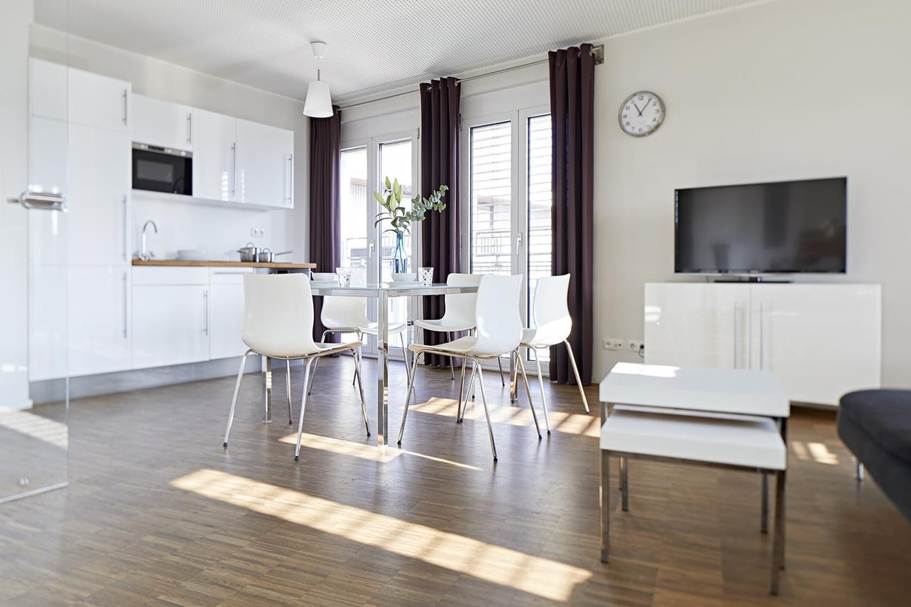 Nonstop Hotel Augsburg - Ubernacht - Hostelhotelhome Kültér fotó